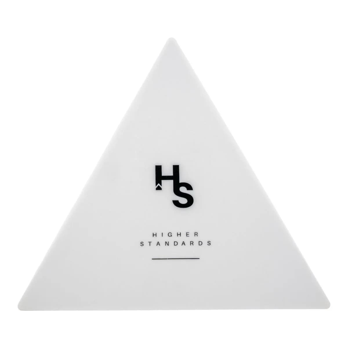 Tapis à concentré triangulaire blanc Higher Standards